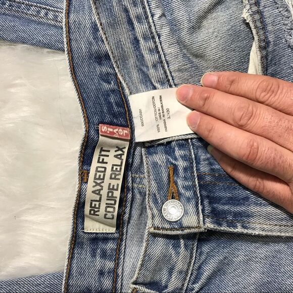 Levi’s    - Picture 6 of 8